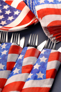 4th of July tablesetting with cups, plates, napkins and silverwa